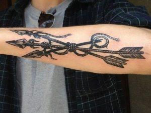 Tatuaggio fascio di frecce