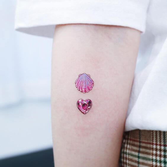 realistic heart diamond tattoo