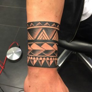 95 Best of Traditional and Tribal Hawaiian tattoos - Tattooli.com